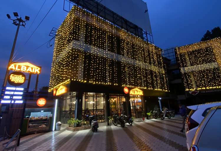 Albaik Feasto Express Ottappalam, Kerala